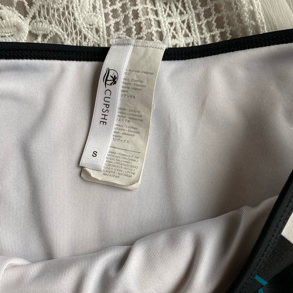 Cupshe Blue, Black, and White Striped Bikini 👙 - Picture 3 of 7